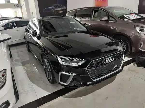 Audi A4L 2021