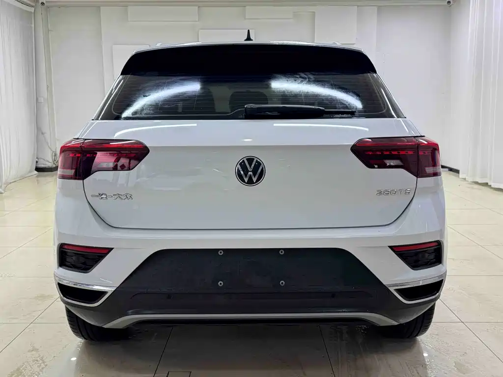 Volkswagen T-Roc 2022 — фото 5