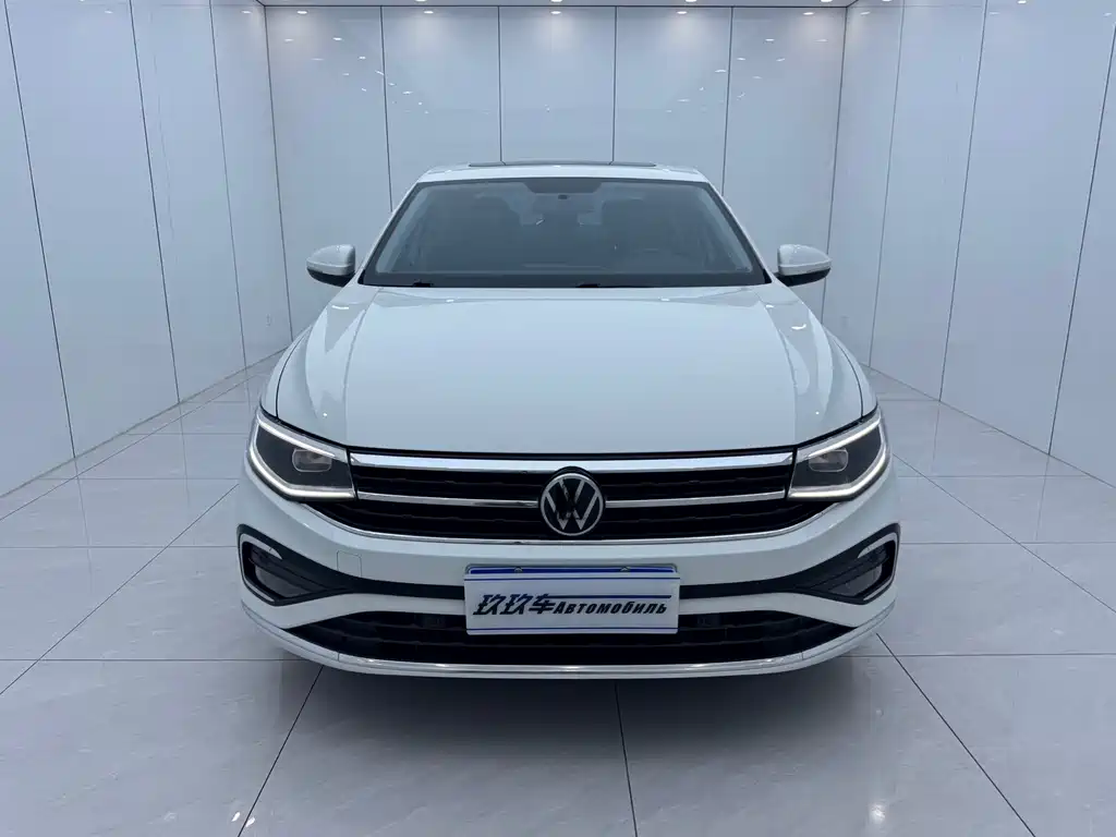 Volkswagen Bora 2023