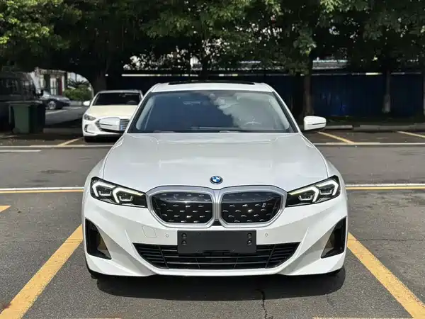 BMW i3 2022