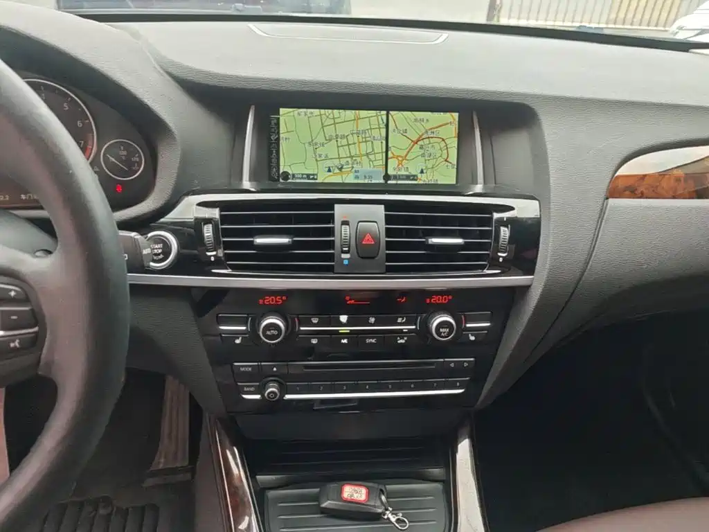 BMW X3 2015 — фото 13