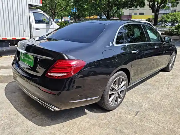 Mercedes-Benz E-Class 2016
