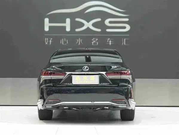 Lexus LS 2019
