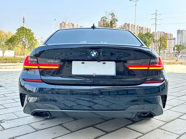 BMW 3 Series 2021