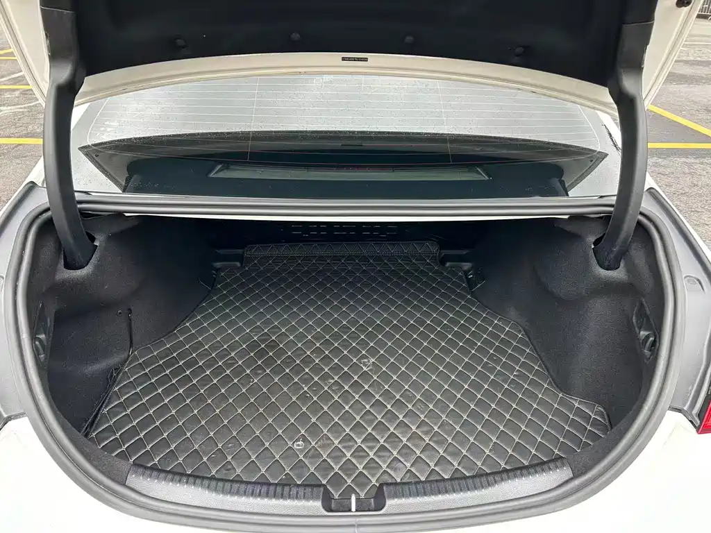 Mercedes-Benz C-Class 2021 — фото 15