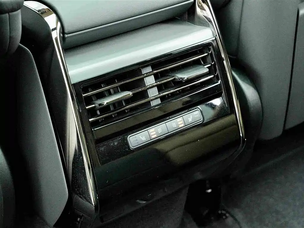 Land Rover Range Rover Sport 2024 — фото 17