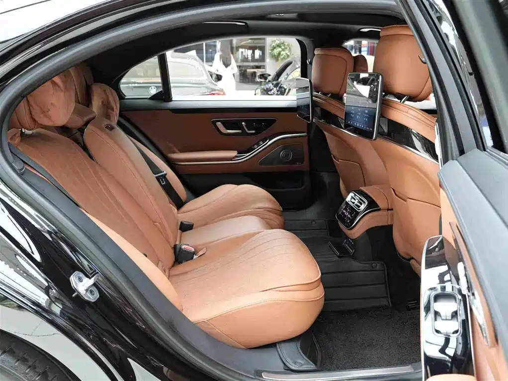 Mercedes-Benz S-Class 2024 — фото 13