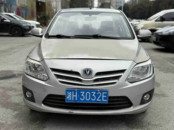 Changan Yuexiang V3 2012