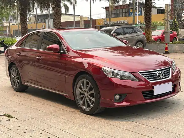 Toyota Reiz 2012