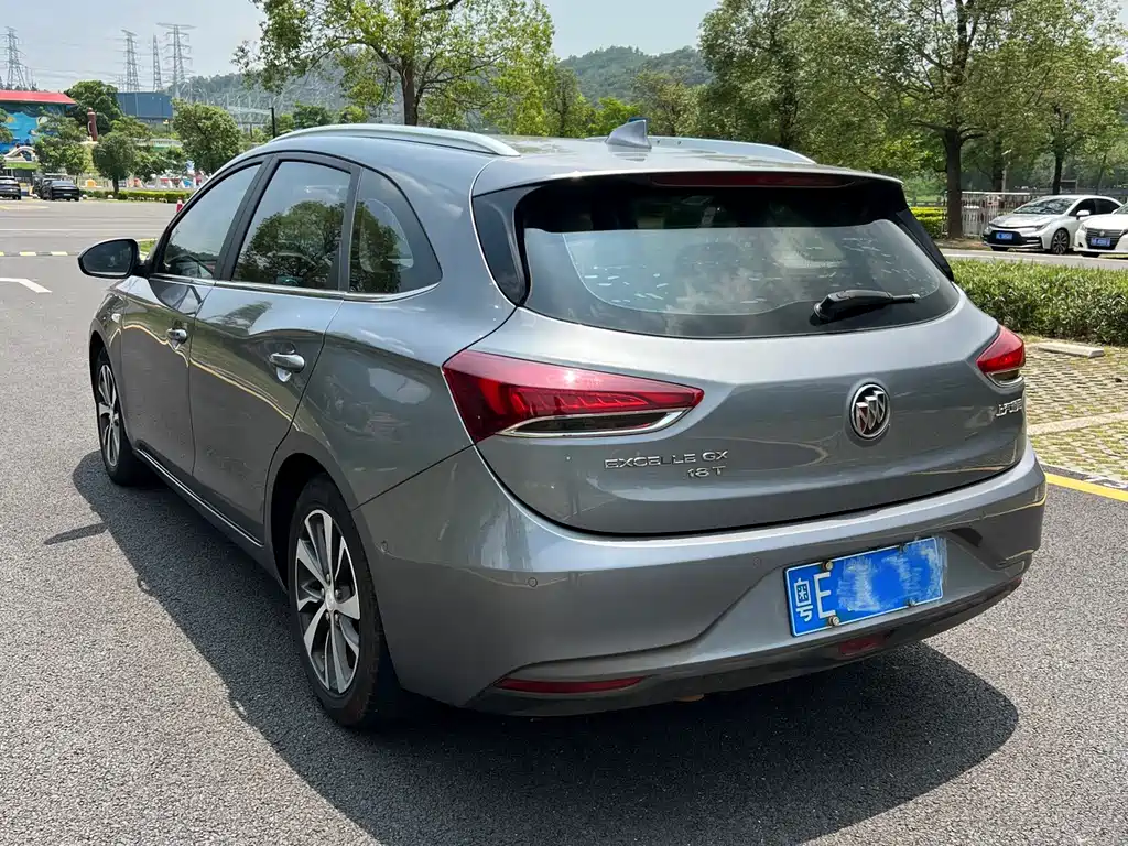 Buick Excelle 2019 — фото 3
