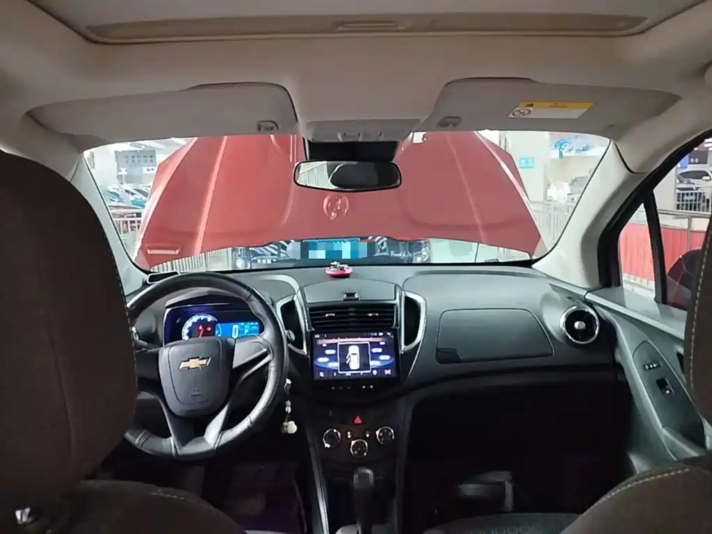 Chevrolet Trax 2016 — фото 18