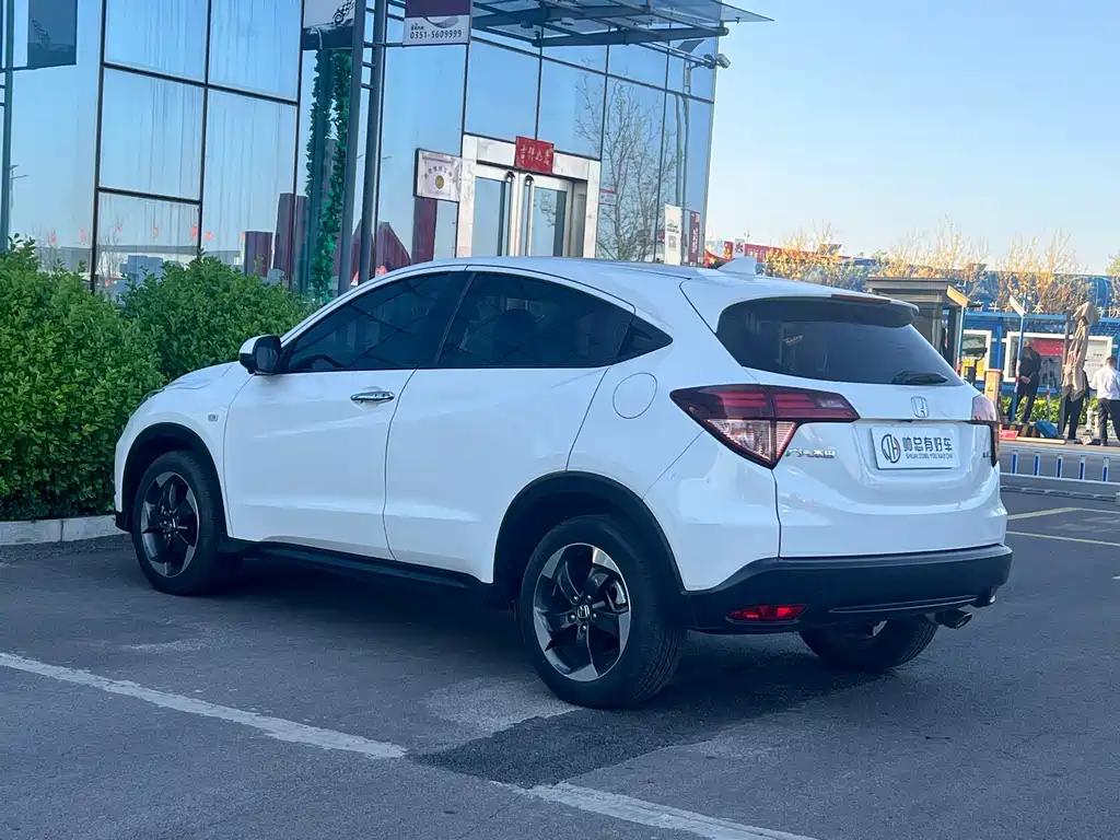 Honda Vezel 2018 — фото 4