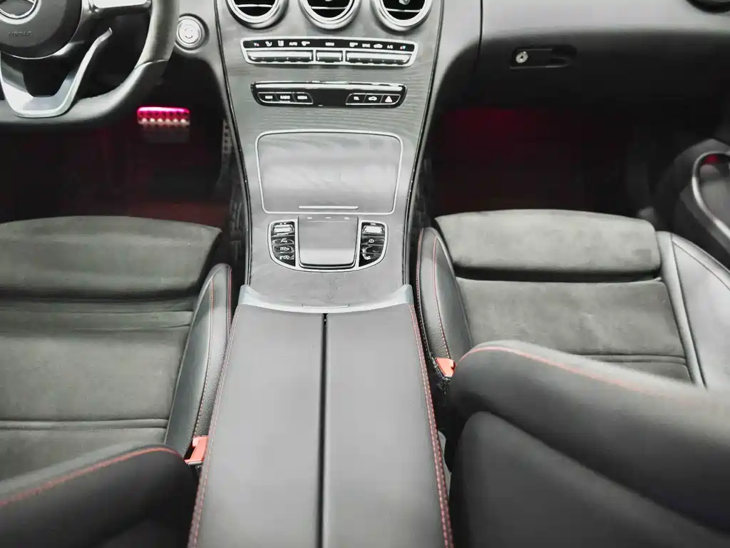 Mercedes-Benz C-Class 2023 — фото 35