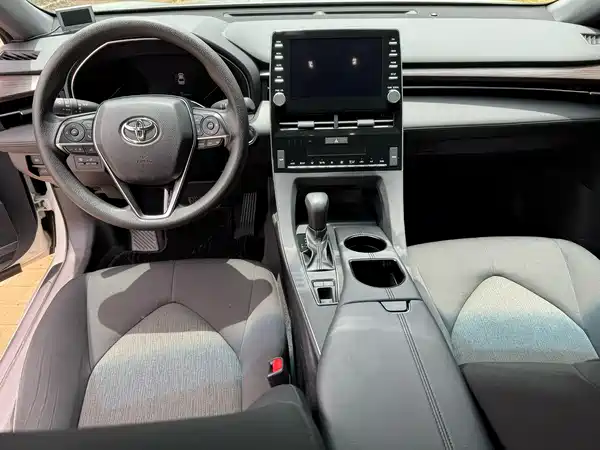 Toyota Avalon 2019