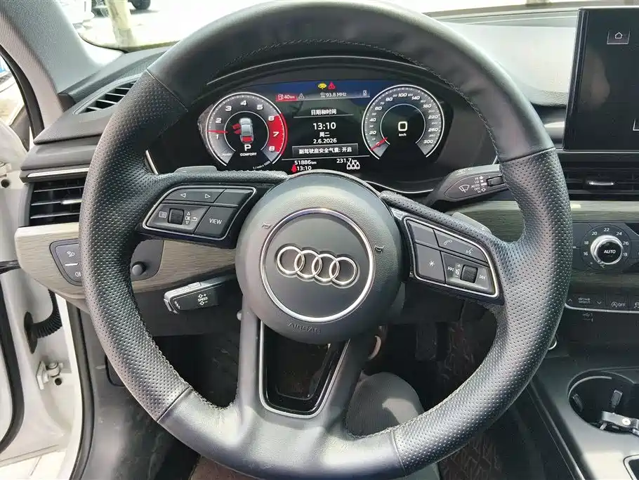 Audi A4L 2022 — фото 15