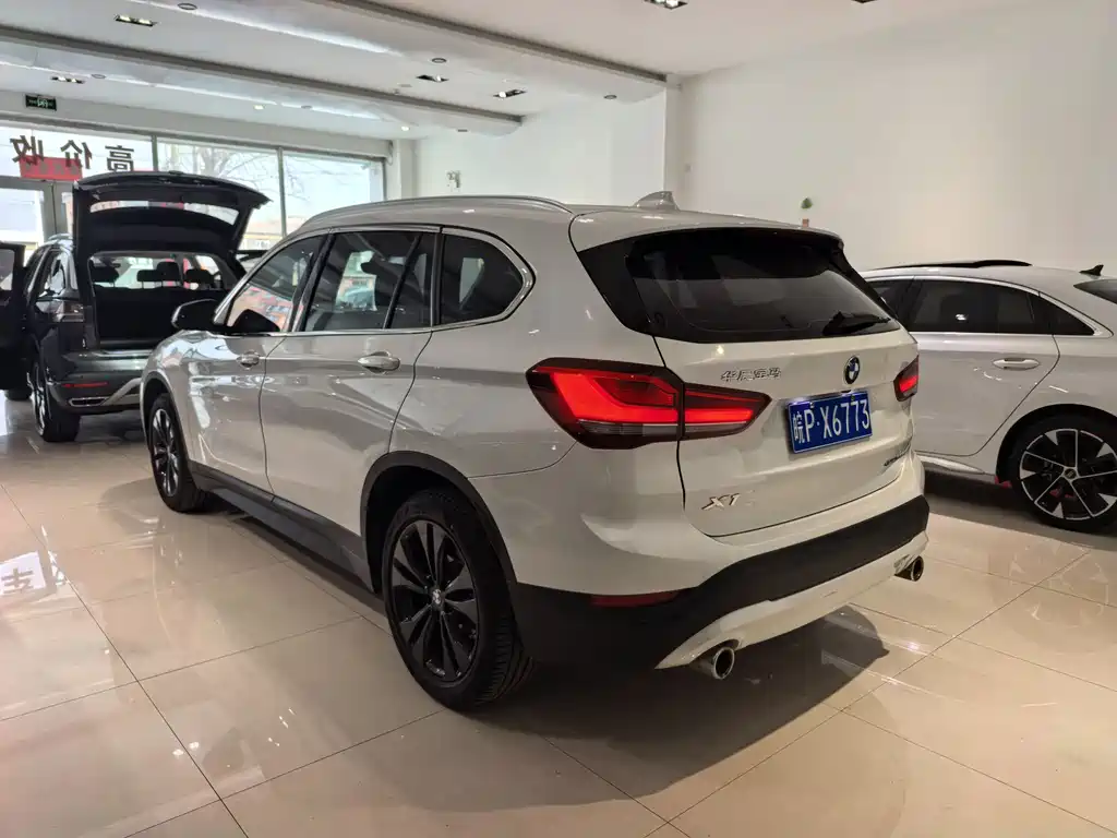 BMW X1 2022 — фото 19
