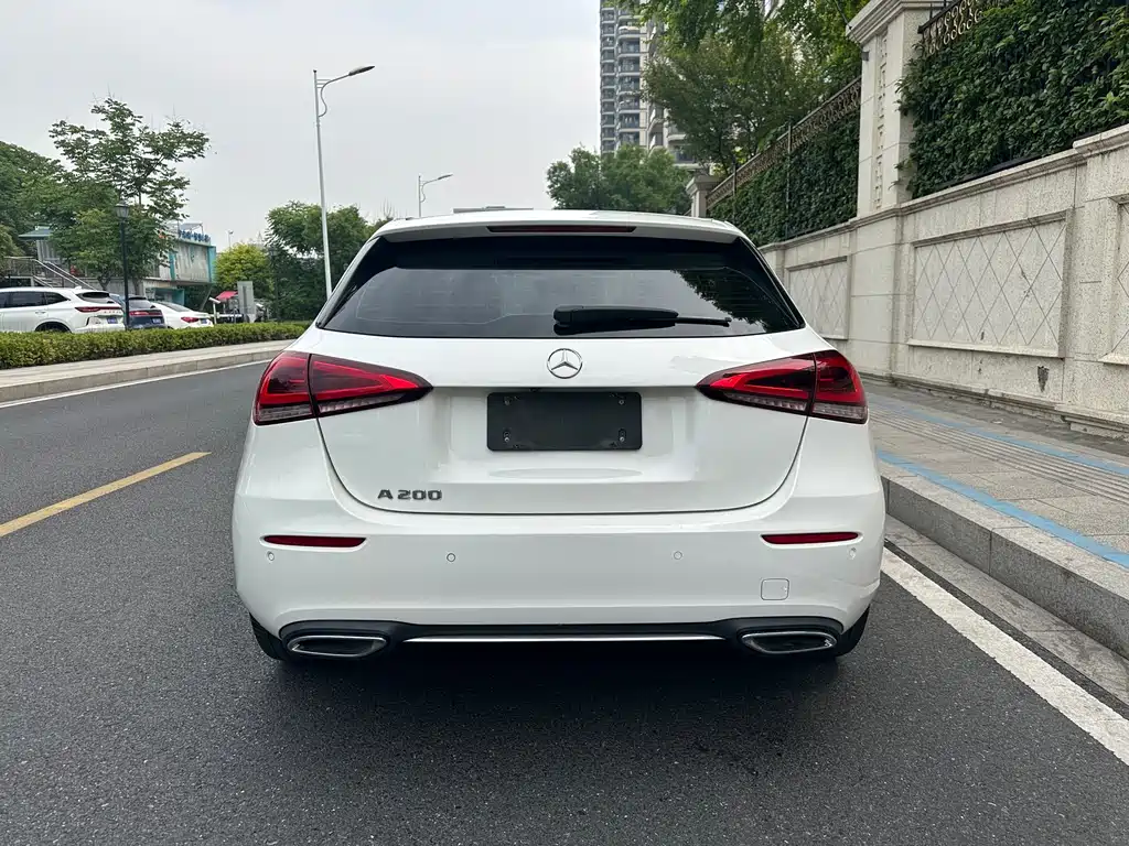Mercedes-Benz A-Class 2020 — фото 4
