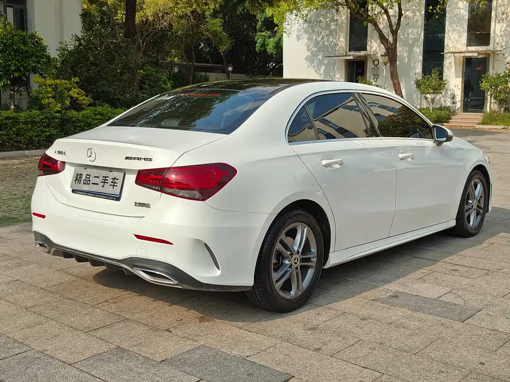 Mercedes-Benz A-Class 2022 — фото 8