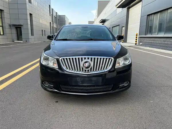 Buick LaCrosse 2012