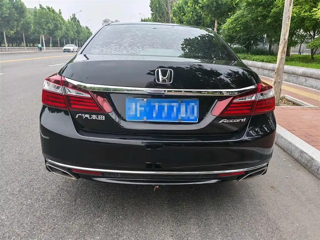 Honda Accord 2017 — фото 5
