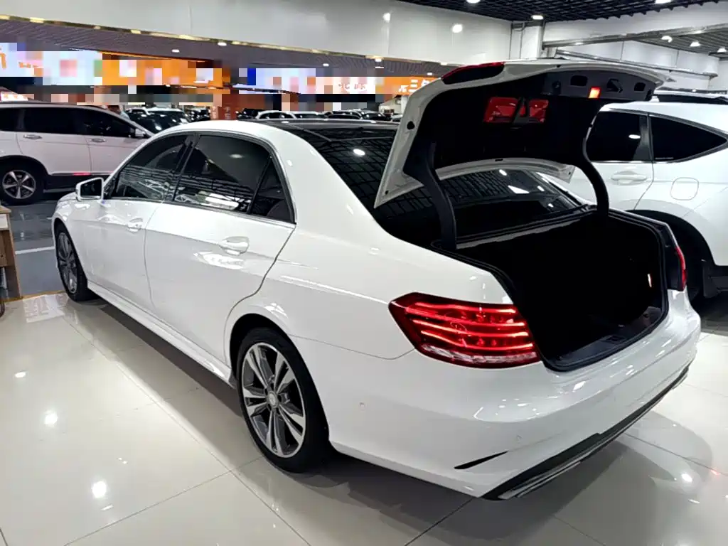 Mercedes-Benz E-Class 2016