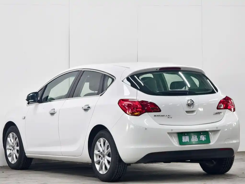 Buick Excelle 2014