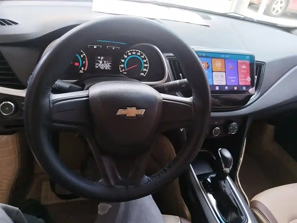 Chevrolet Cavalier 2018 — фото 10