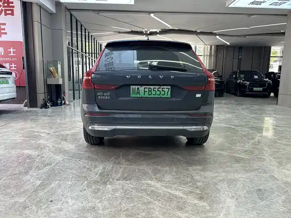Volvo XC60 Plug-In Hybrid 2022