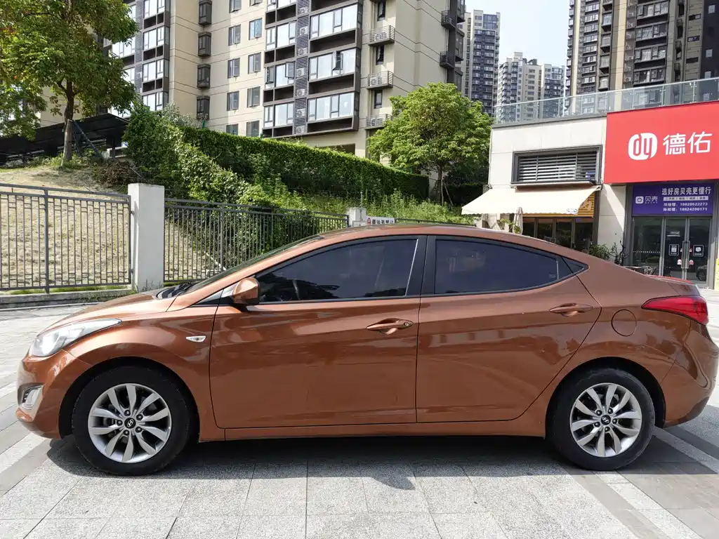 Hyundai Elantra Langdong 2016 — фото 4
