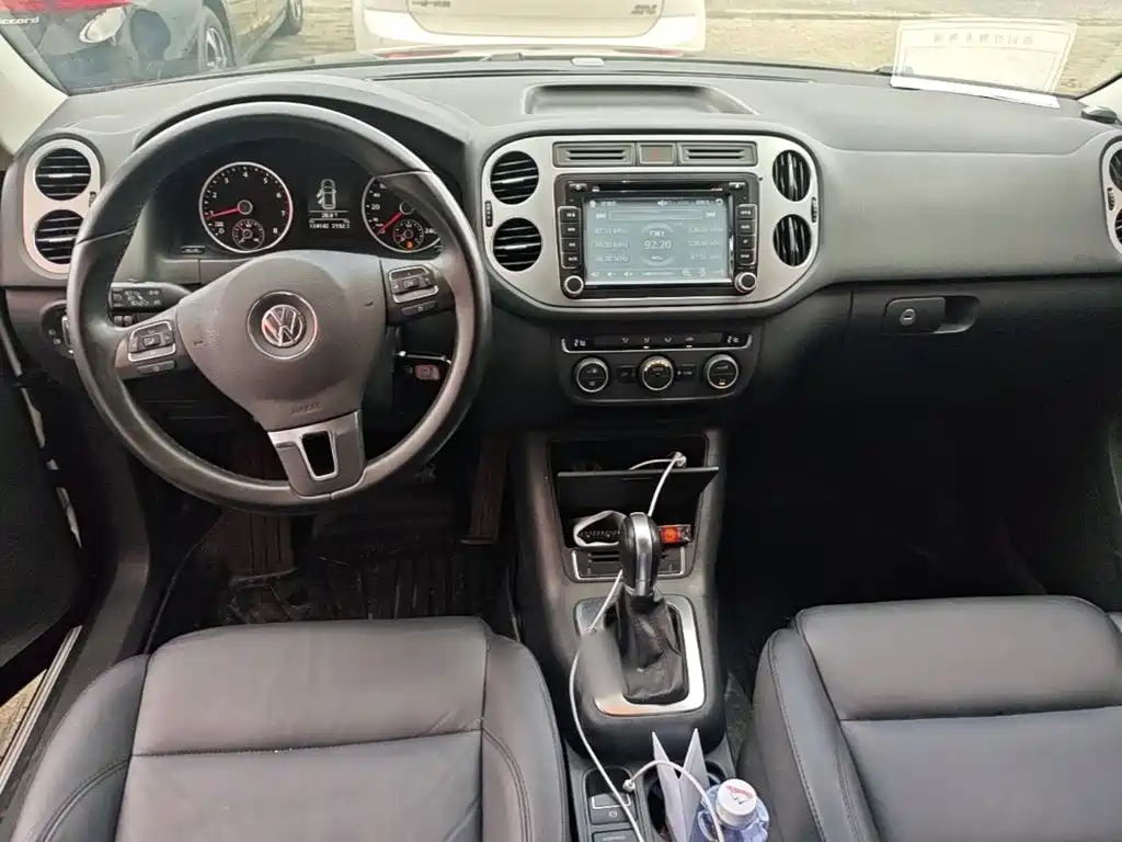 Volkswagen Tiguan 2015 — фото 10