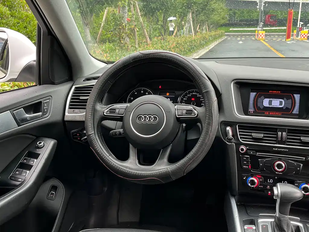 Audi Q5 2014 — фото 16