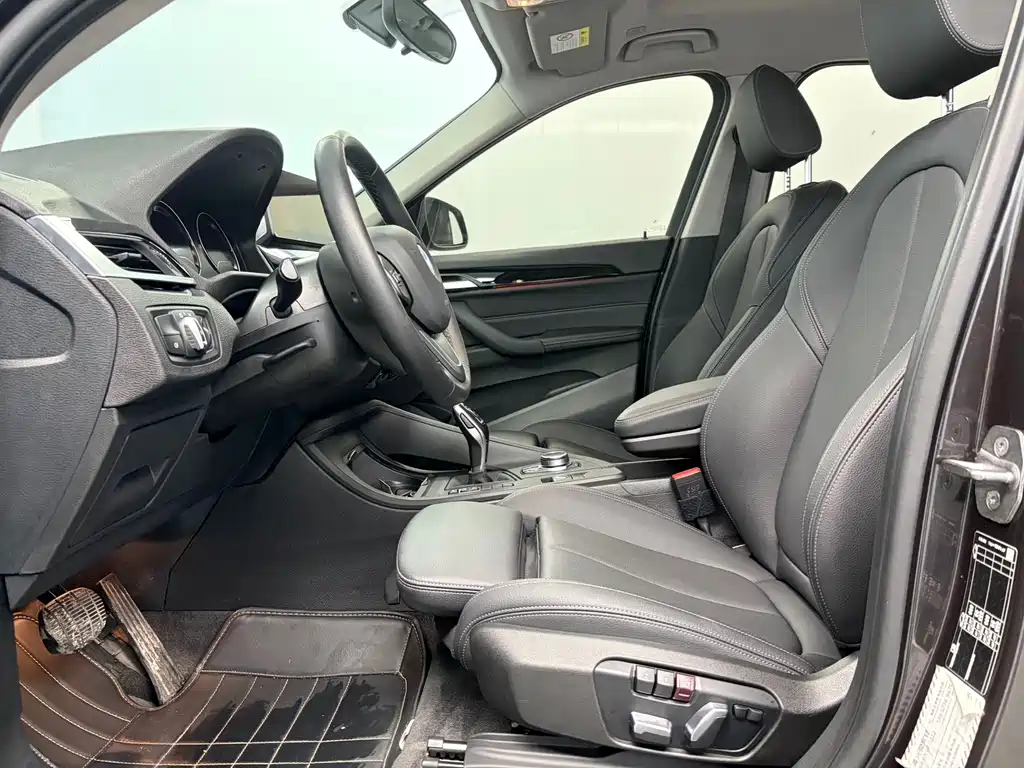 BMW X1 2023 — фото 4