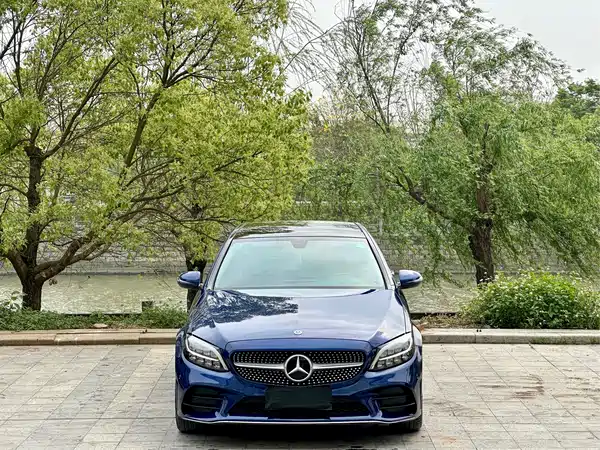 Mercedes-Benz C-Class 2021