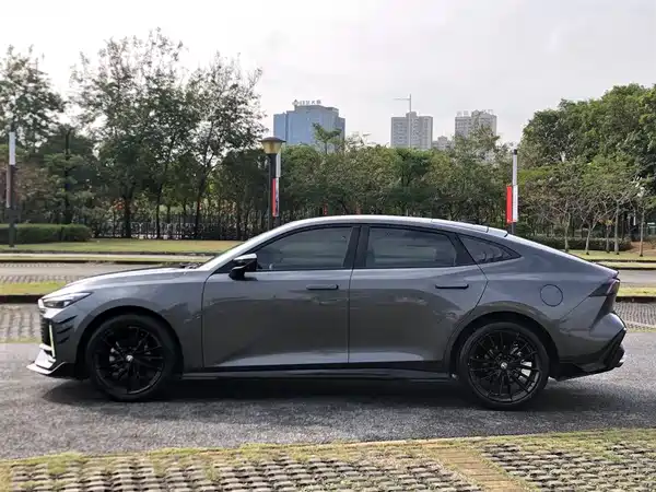 Changan UNI-V 2023