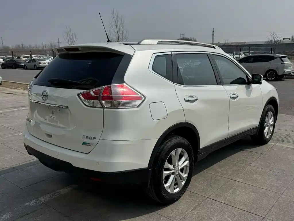 Nissan X-Trail 2016