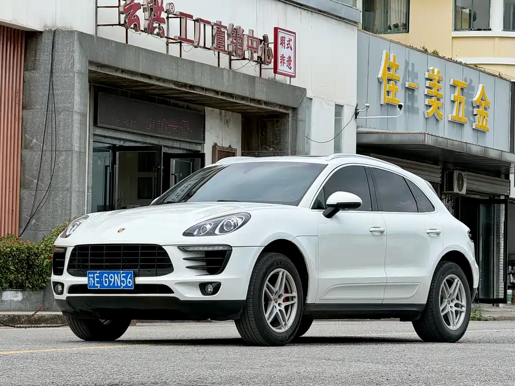 Porsche Macan 2014