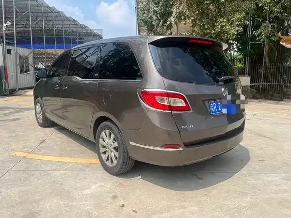 Buick GL8 2011
