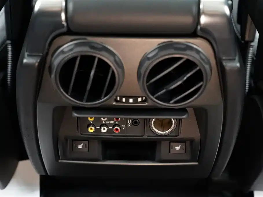 Land Rover Sport 2010 — фото 24