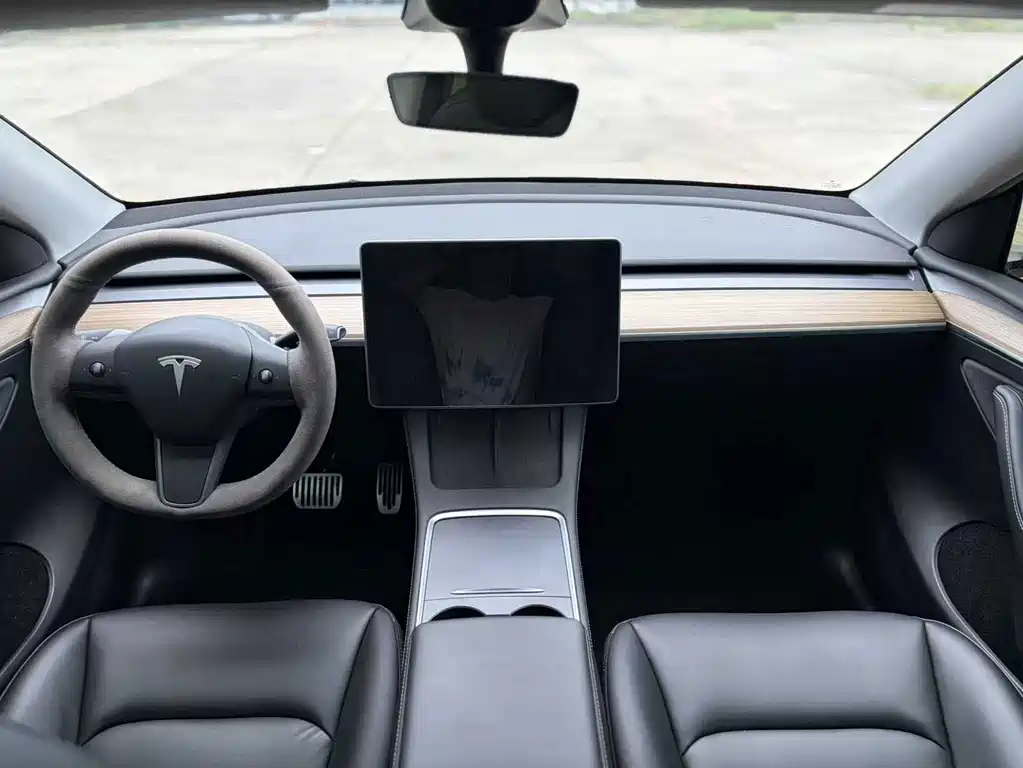 Tesla Model Y 2022 — фото 6