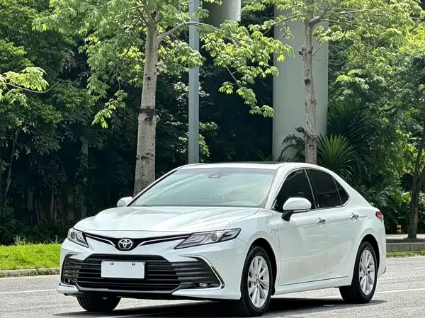 Toyota Camry 2021