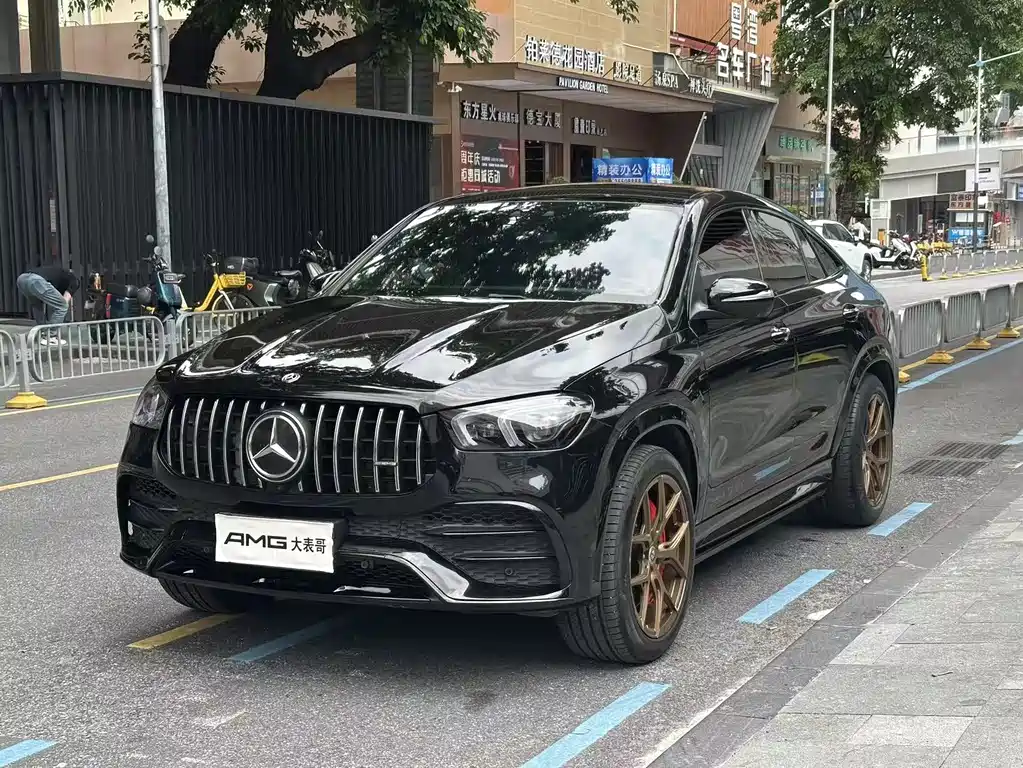 Mercedes-Benz GLE Coupe AMG 2020 — фото 1