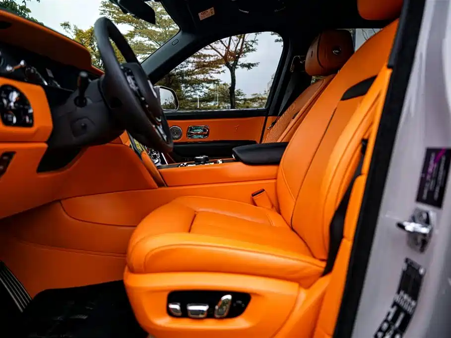Rolls-Royce Cullinan 2023