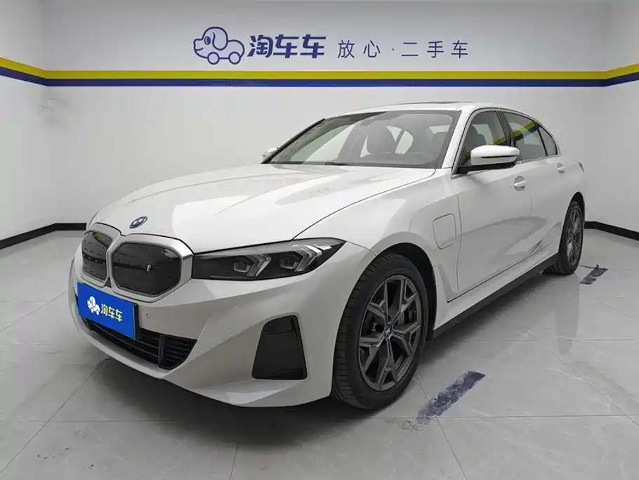 BMW i3 2023 — фото 1
