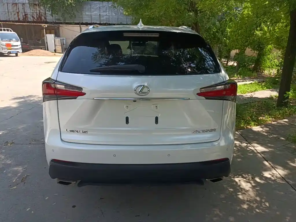 Lexus NX 2015