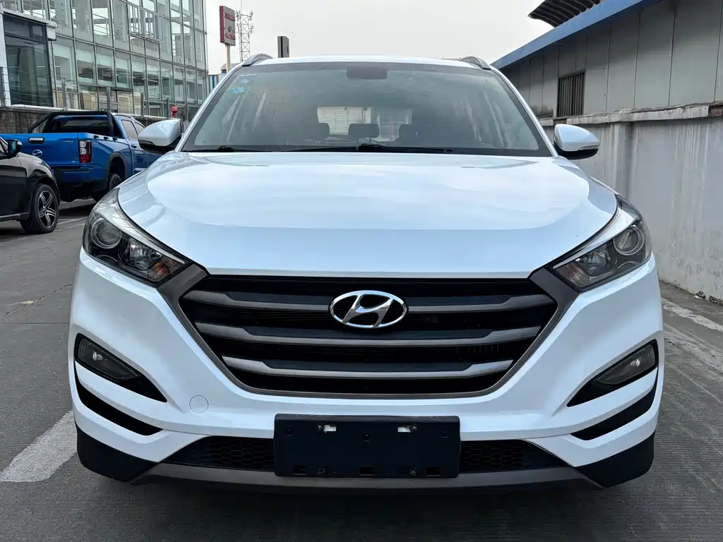 Hyundai Tucson 2016 — фото 2