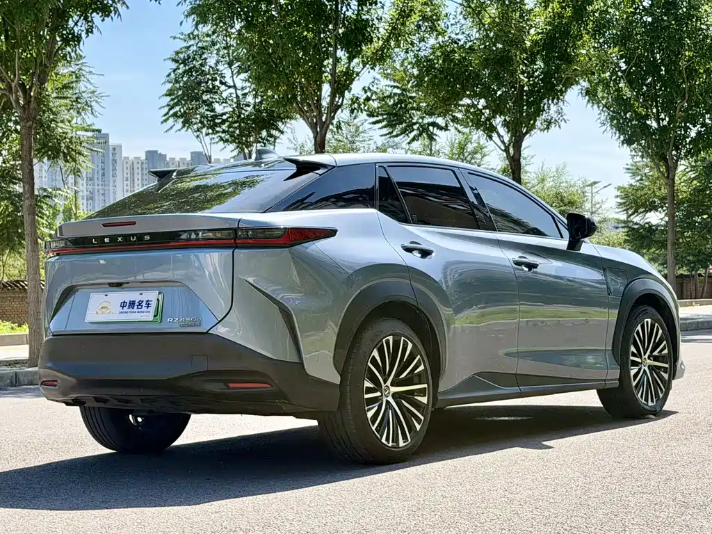 Lexus RZ 2023 — фото 30