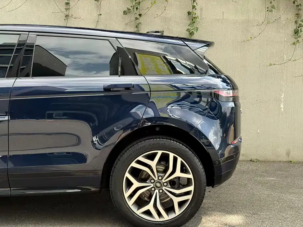 Land Rover Evoque 2020 — фото 35