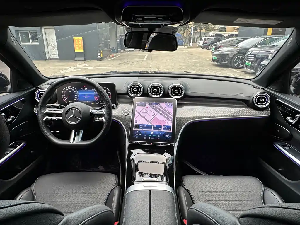 Mercedes-Benz C-Class 2023 — фото 5