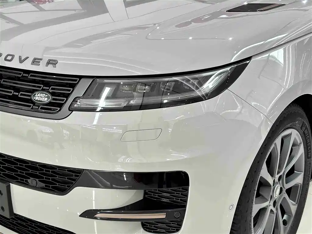 Land Rover Sport 2023 — фото 4