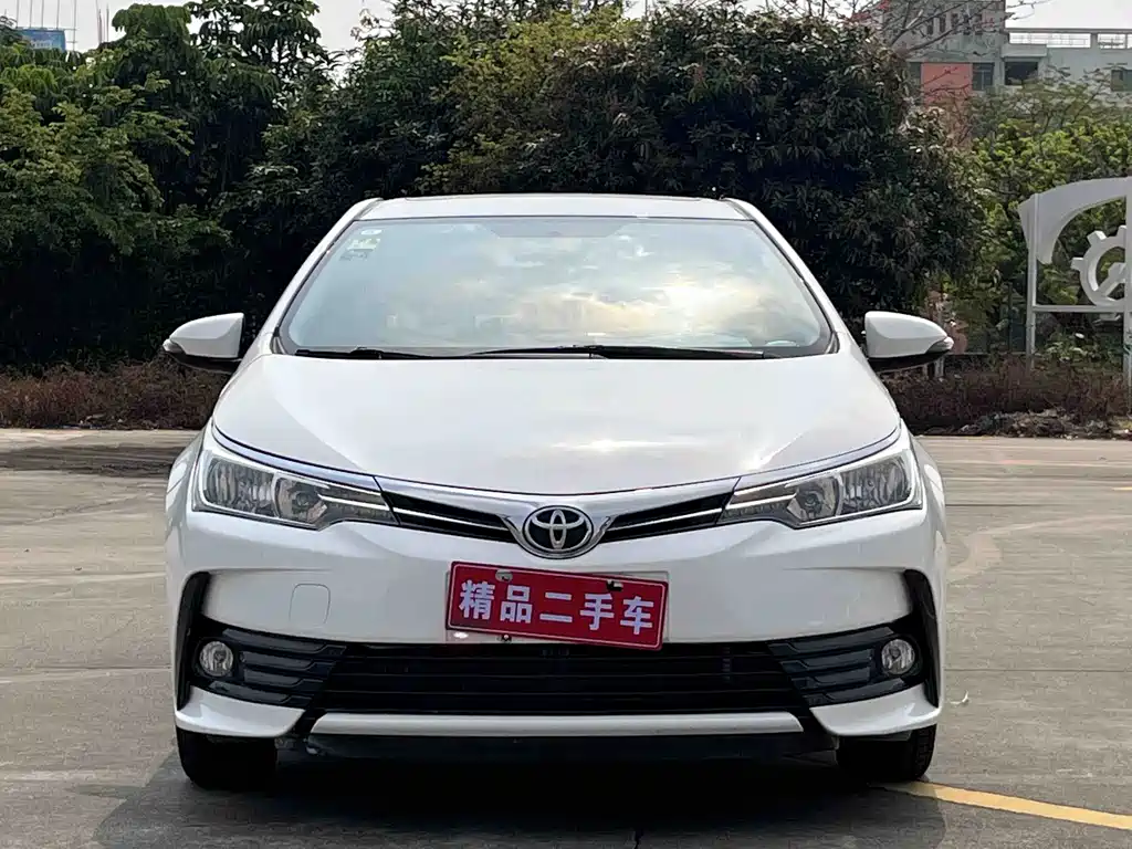 Toyota Corolla 2018 — фото 9